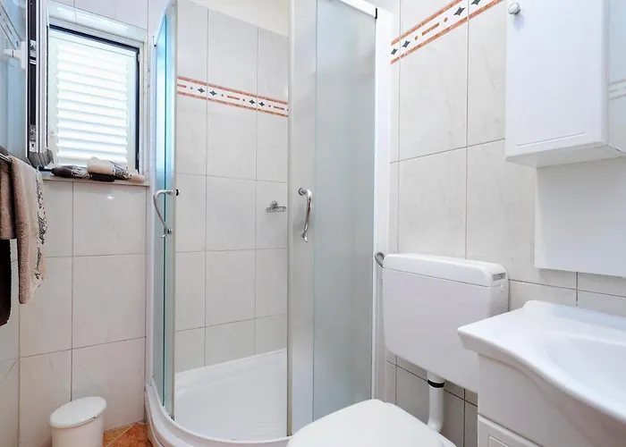 Apartman Brodarica 15270b *