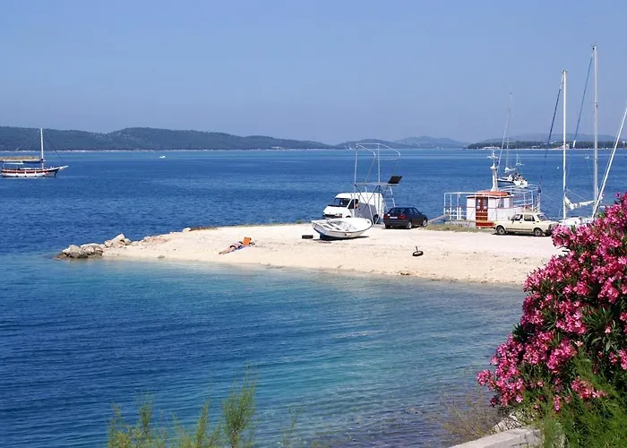 Apartman Brodarica 15270b Sibenik