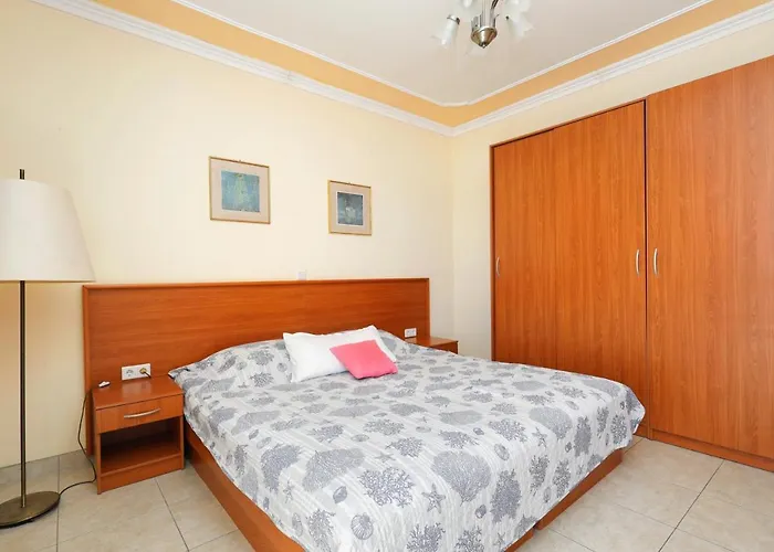 Brodarica 15270b Apartman *